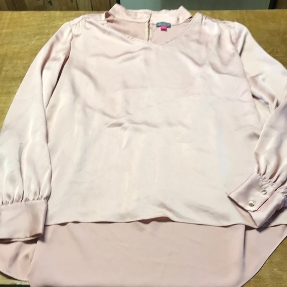 Vince Camuto Tops - Vince Camuto size large‎ top P26